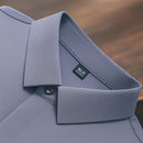 [Leve 4, Pague Só 2] Camisa Social Tecnológica Makatto em Seda Aveludada, Poliéster e Elastano + Relógio, Cinto e Carteira de Brinde